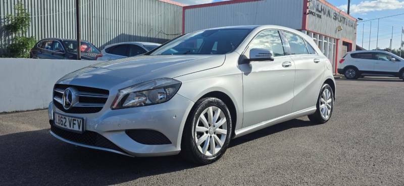 Mercedes-Benz A Class A180 Blueefficiency Se Silver #2