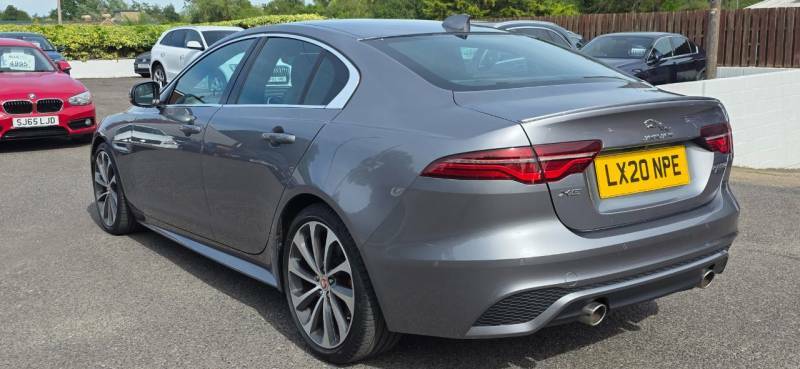 Jaguar XE 2.0 R-dynamic Hse Grey #4