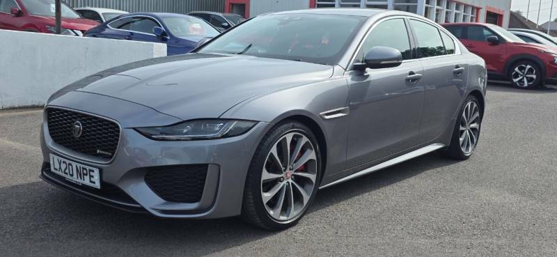 Jaguar XE 2.0 R-dynamic Hse Grey #2