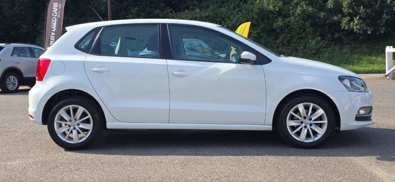 Volkswagen Polo 1.0 Se White #2