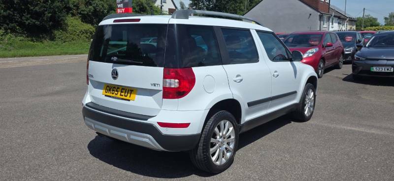 Skoda Yeti 1.2 Tsi 110 Se Dsg White #5