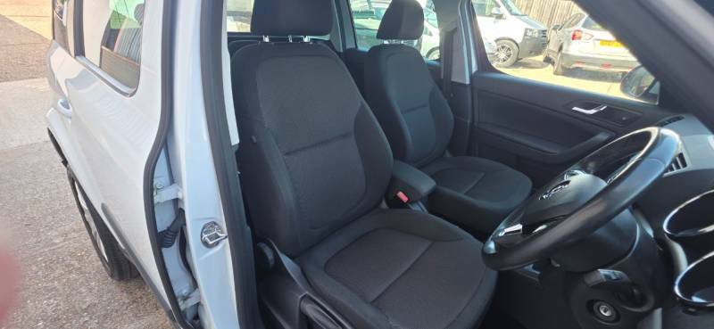 Skoda Yeti Elegance Tdi Cr White #13