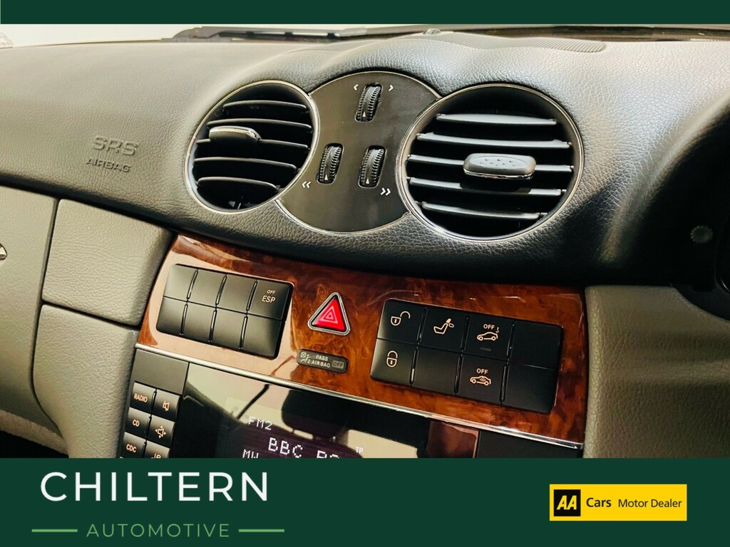 Mercedes-Benz CLK Elegance Silver #7