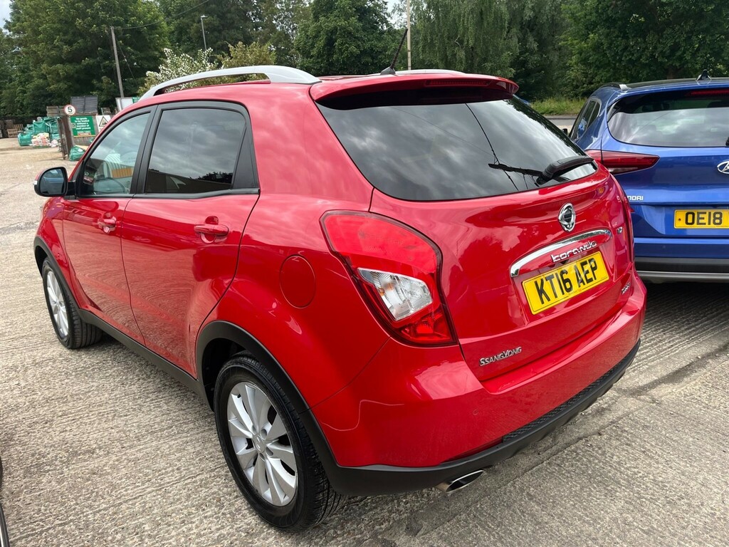 SsangYong Korando White #7