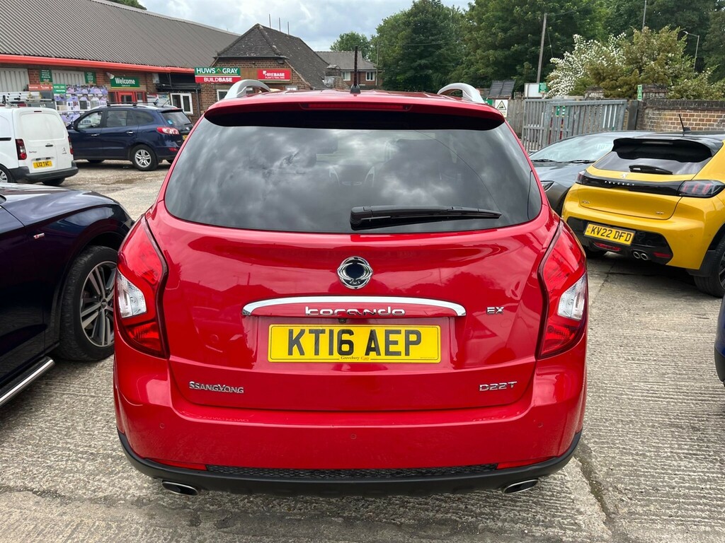 SsangYong Korando White #8