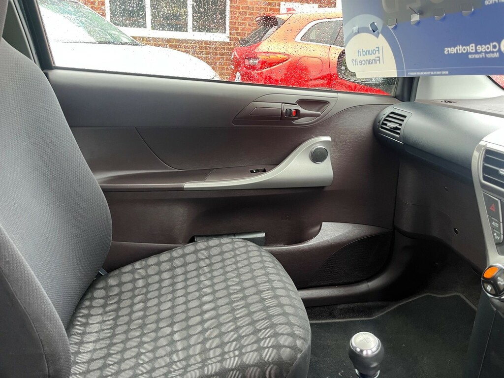 Toyota IQ 1.33 Dual Vvt-i 3 Multidrive Euro 4 Grey #13