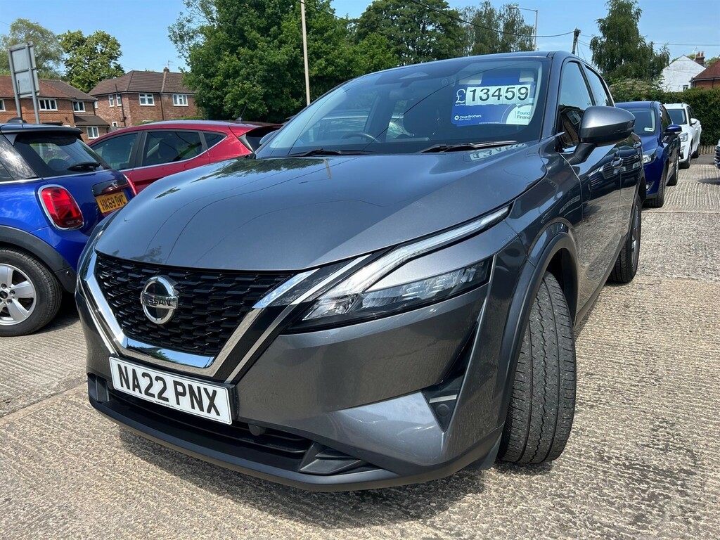 Nissan Qashqai 1.3 Dig-t Mhev Acenta Premium Euro 6 Ss NA22PNX Grey #4