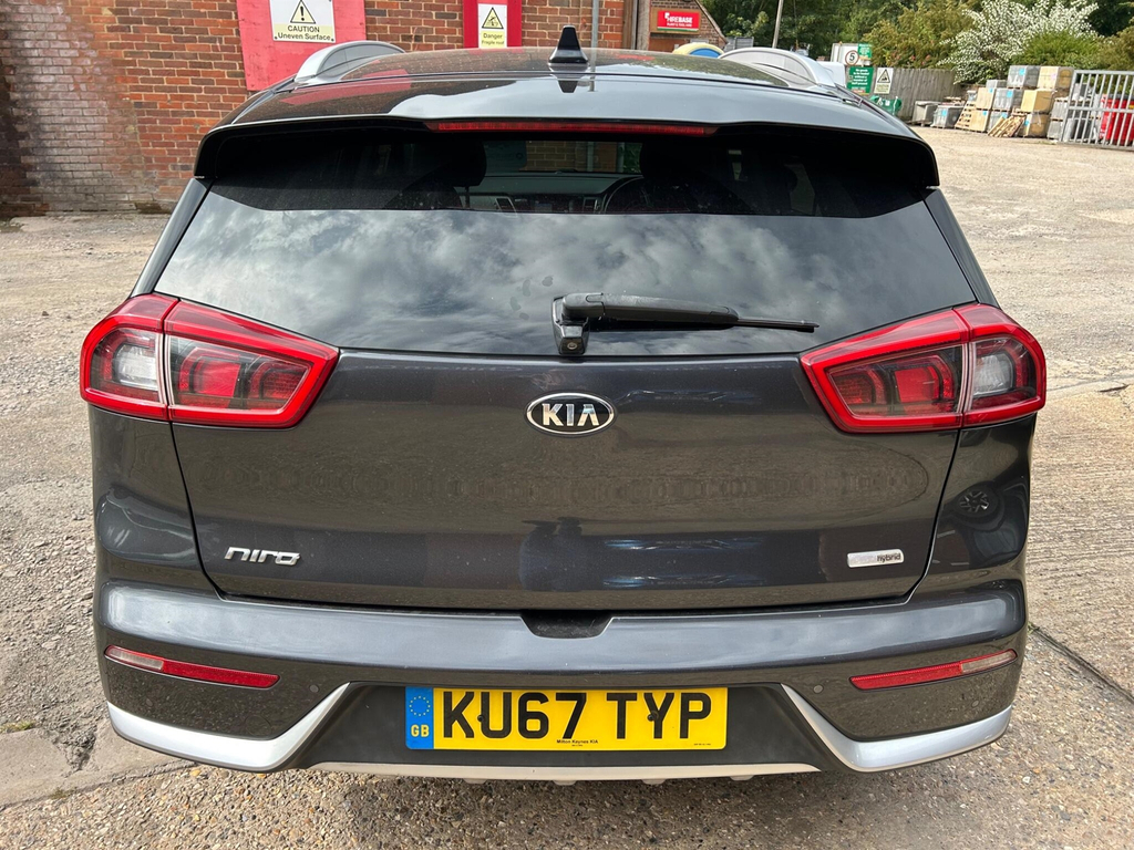 Kia Niro Suv Grey #4