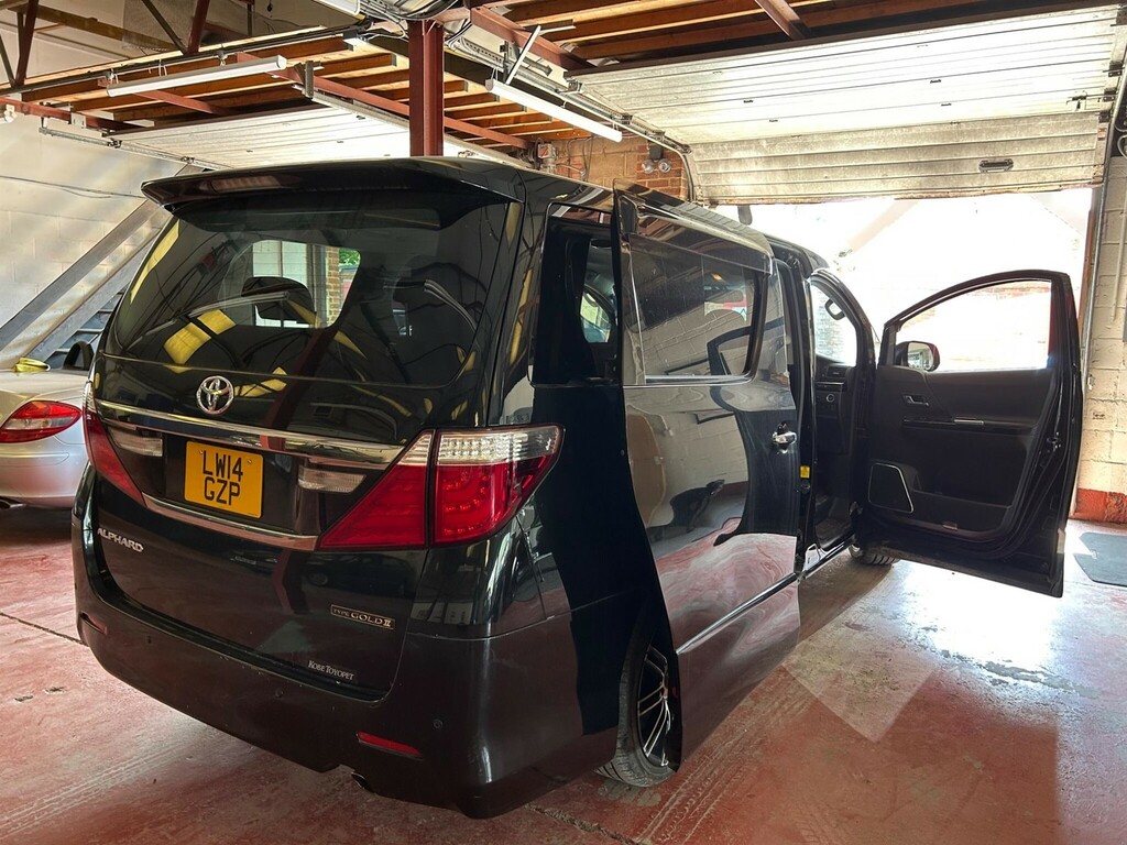 Toyota Alphard Mpv Black #2