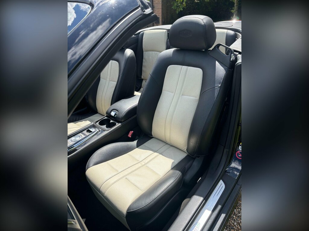 Jaguar XK 5.0 Supercharged V8 R White #29