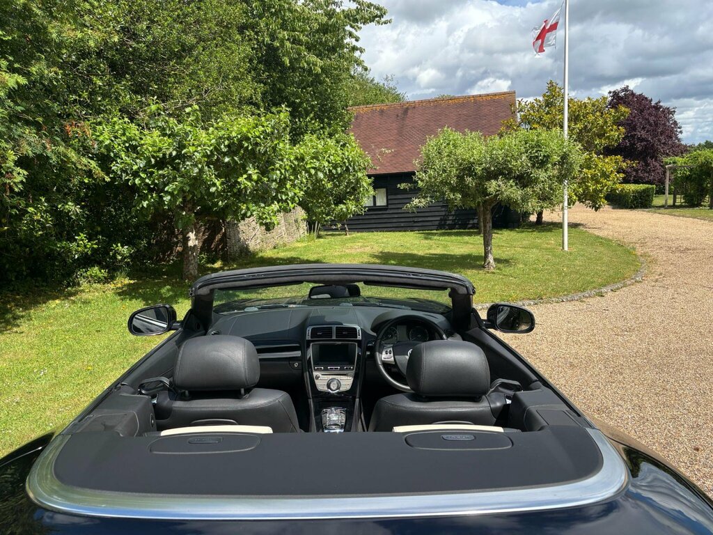 Jaguar XK 5.0 Supercharged V8 R White #33