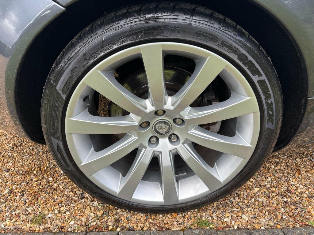 Jaguar XK Auto Silver #19