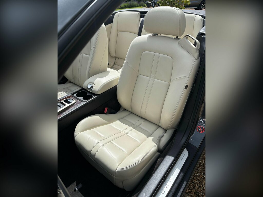 Jaguar XK Auto Silver #21
