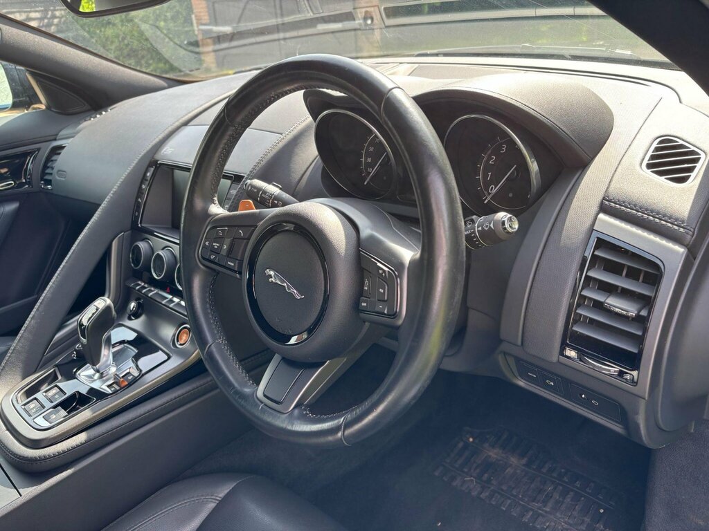 Jaguar F-Type V6 Grey #30