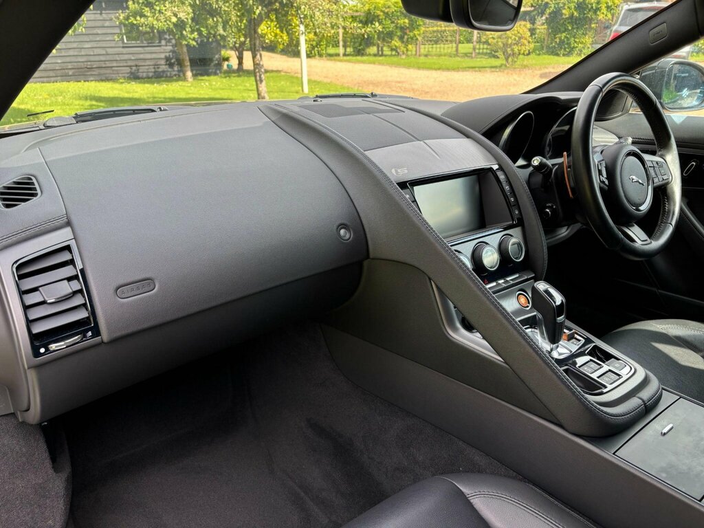 Jaguar F-Type V6 Grey #17