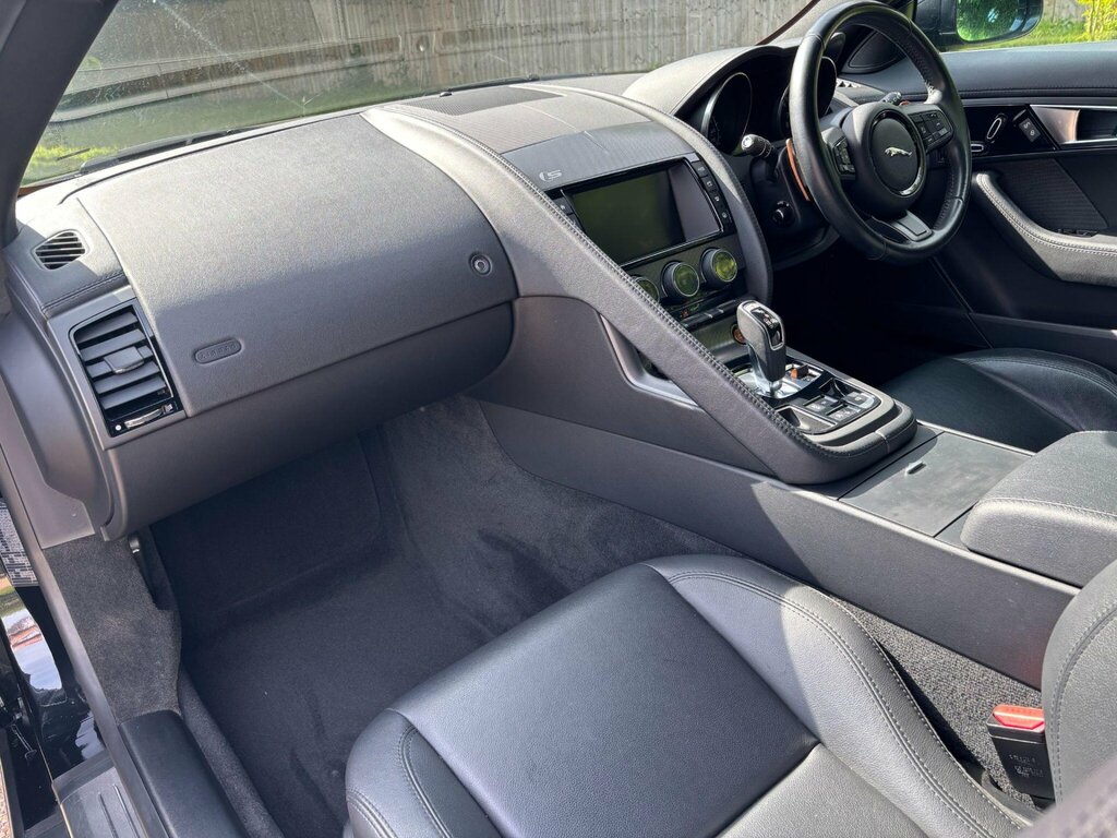 Jaguar F-Type V6 Grey #16