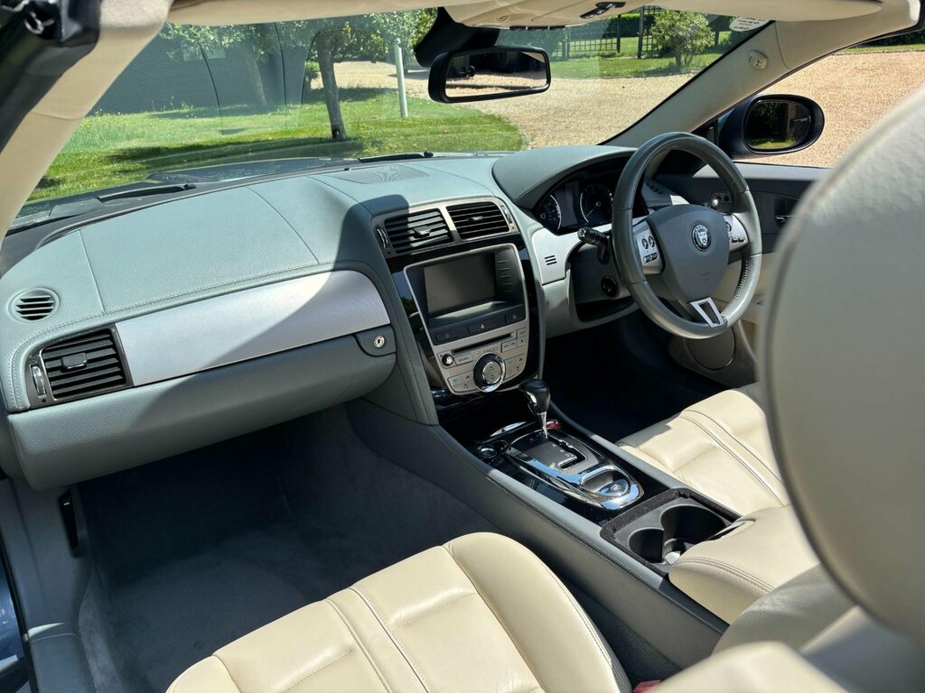 Jaguar XK Xk Portfolio  #18