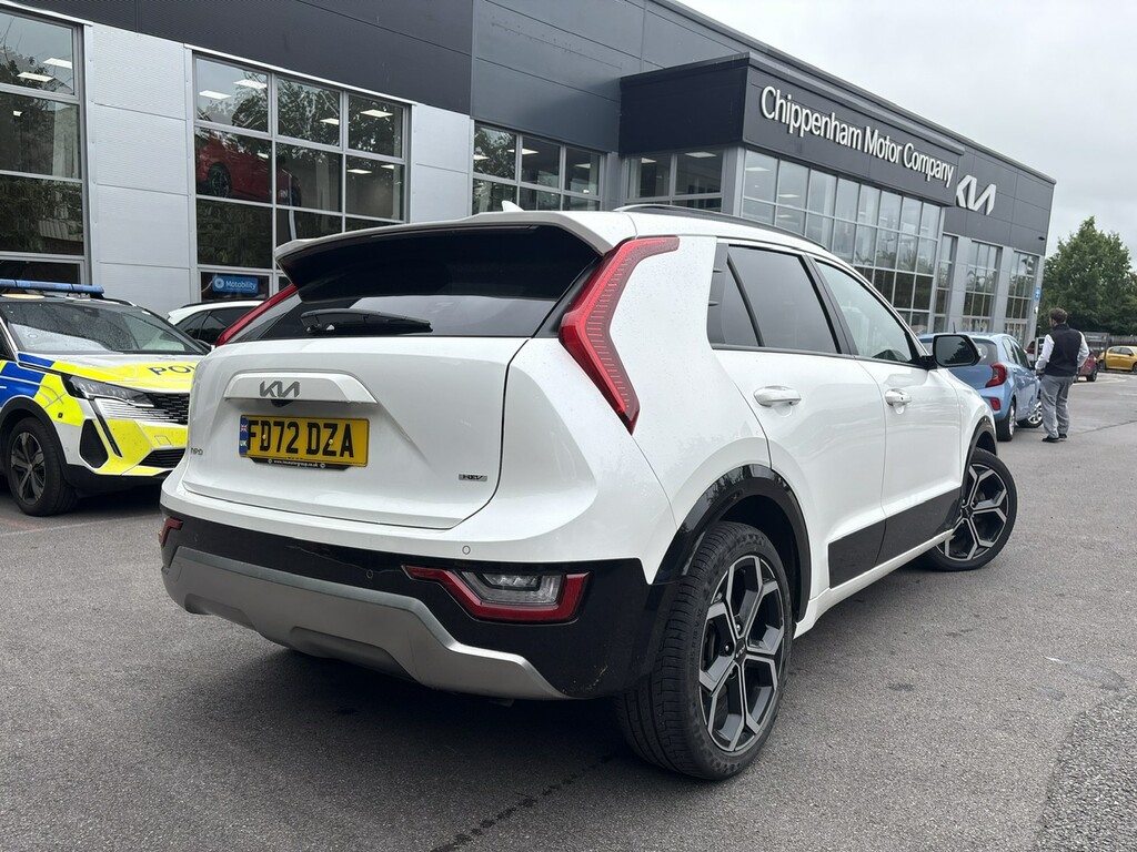 Kia Niro 1.6 Gdi Hybrid 3 Dct FD72DZA White #4