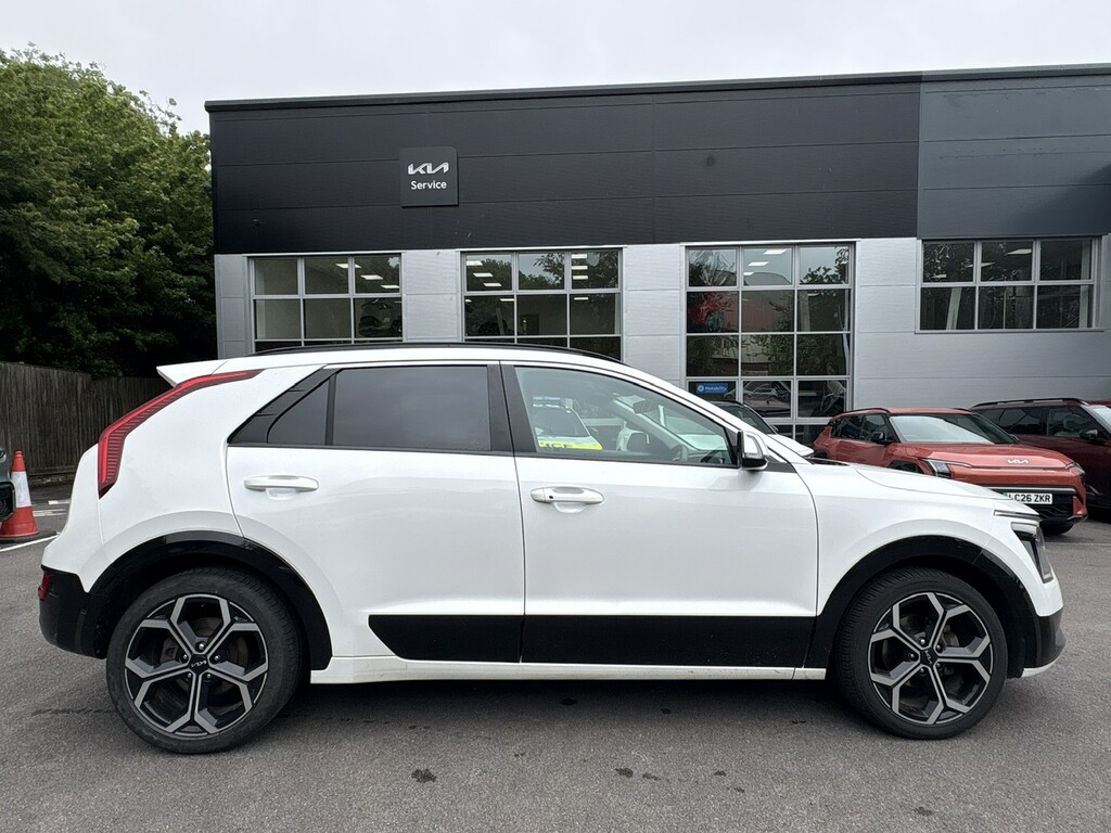 Kia Niro 1.6 Gdi Hybrid 3 Dct FD72DZA White #5