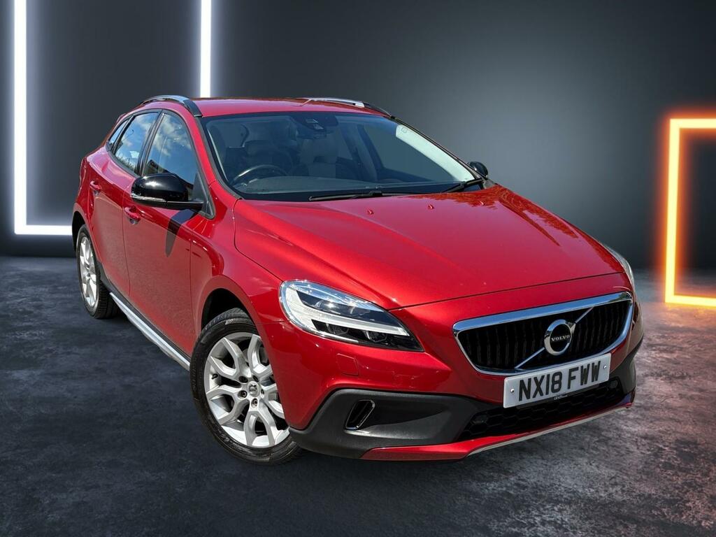 Volvo V40 Cross Country T3 152 Cross Country Nav Plus Geartronic Red