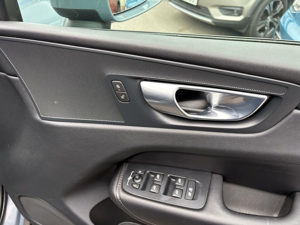 Volvo XC60 Suv Grey #34