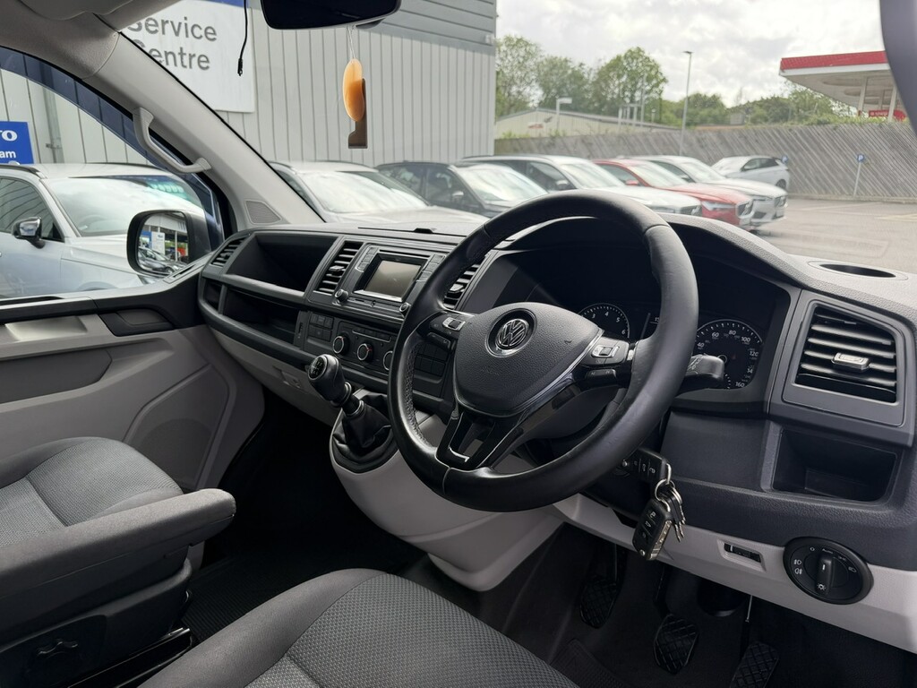 Volkswagen Transporter Transporter T28 Highline Tdi Bluemotion Technology White #24