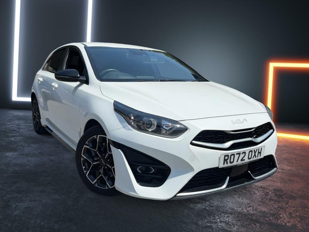 Kia Ceed 1.5T Gdi Isg Gt-line R072OXH White