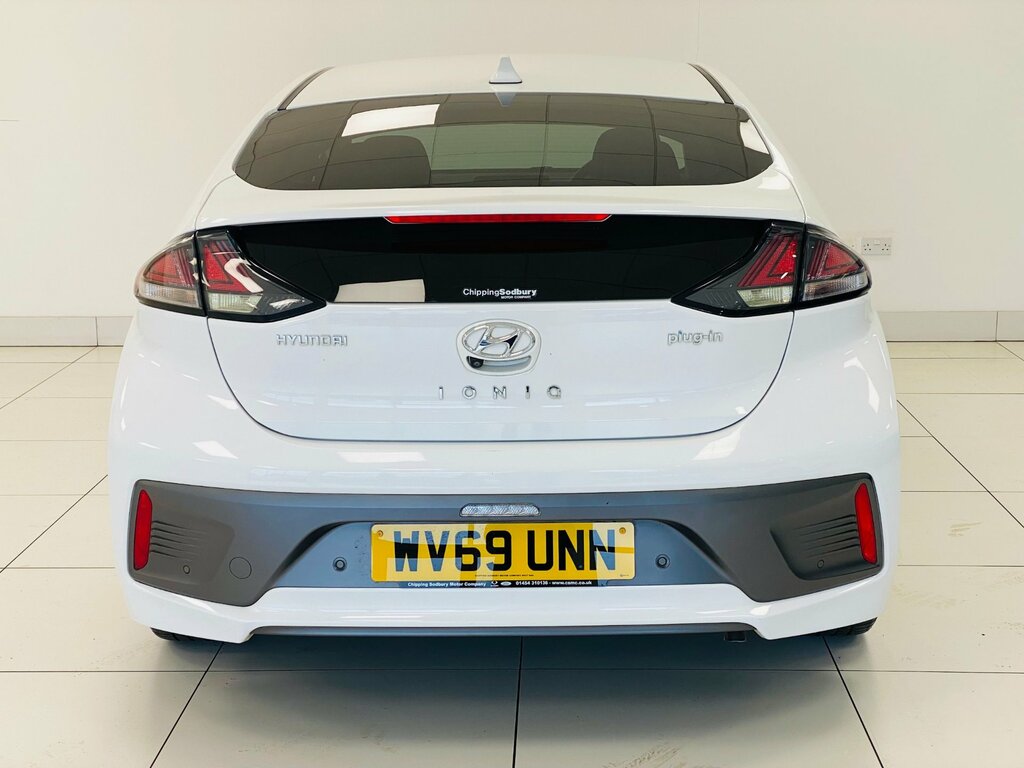 Hyundai Ioniq 1.6 H-gd Gpfi 8.9Kwh Premium Se Hatchback Petr White #5
