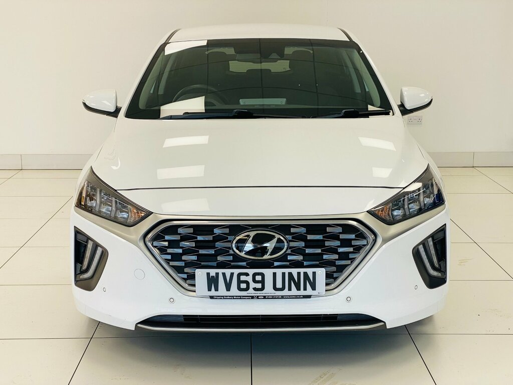 Hyundai Ioniq 1.6 H-gd Gpfi 8.9Kwh Premium Se Hatchback Petr White #4