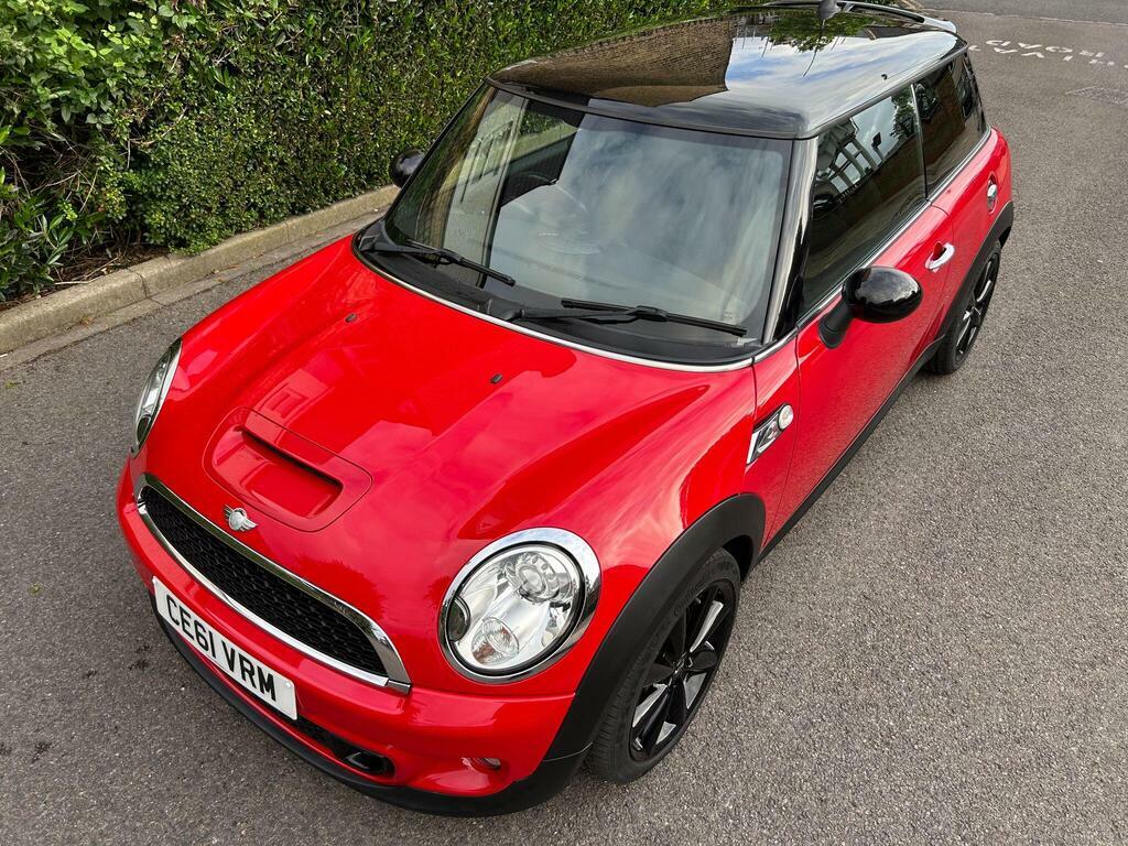 Mini Hatch One Red #53