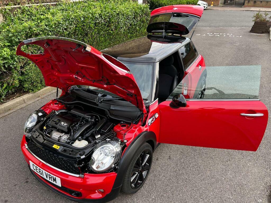 Mini Hatch One Red #80