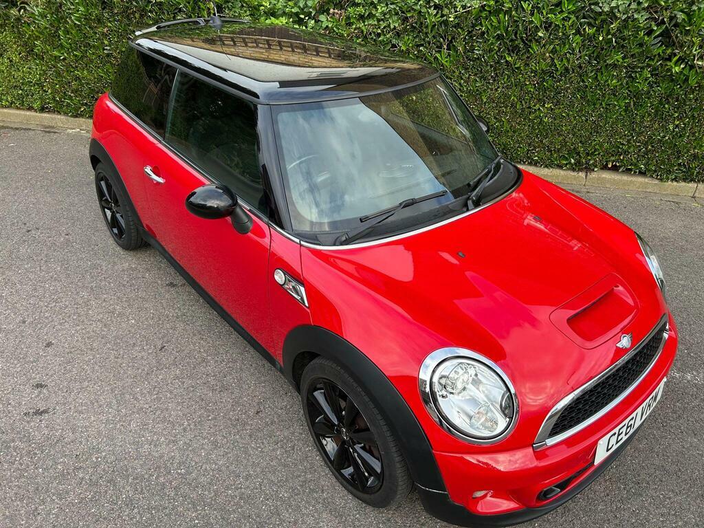 Mini Hatch One Red #61