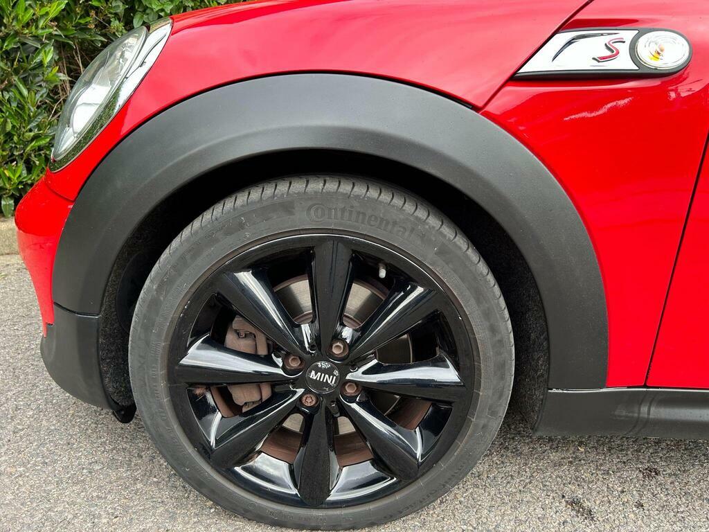 Mini Hatch One Red #85