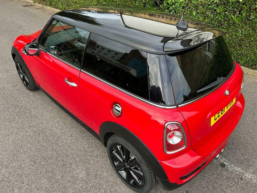 Mini Hatch One Red #56