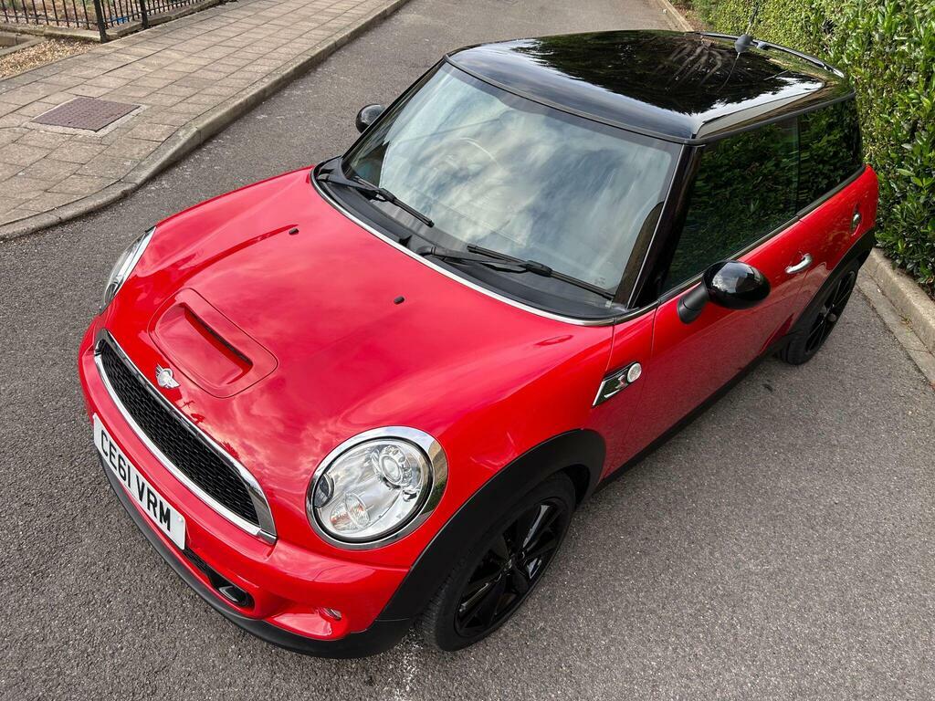 Mini Hatch One Red #70