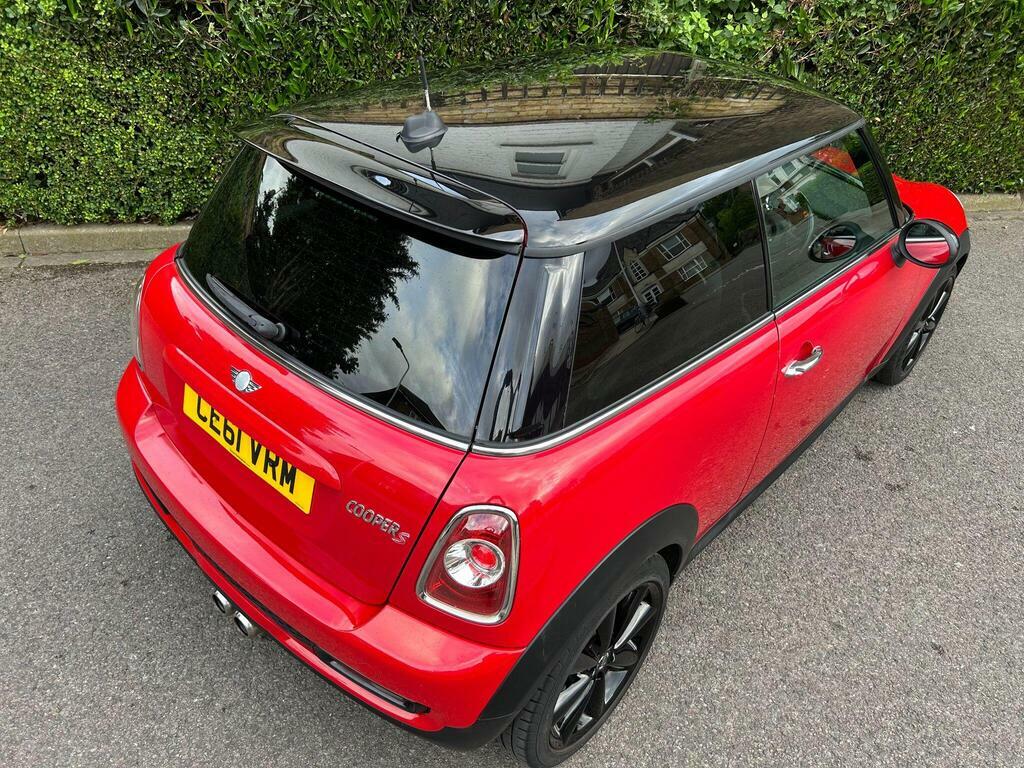Mini Hatch One Red #48