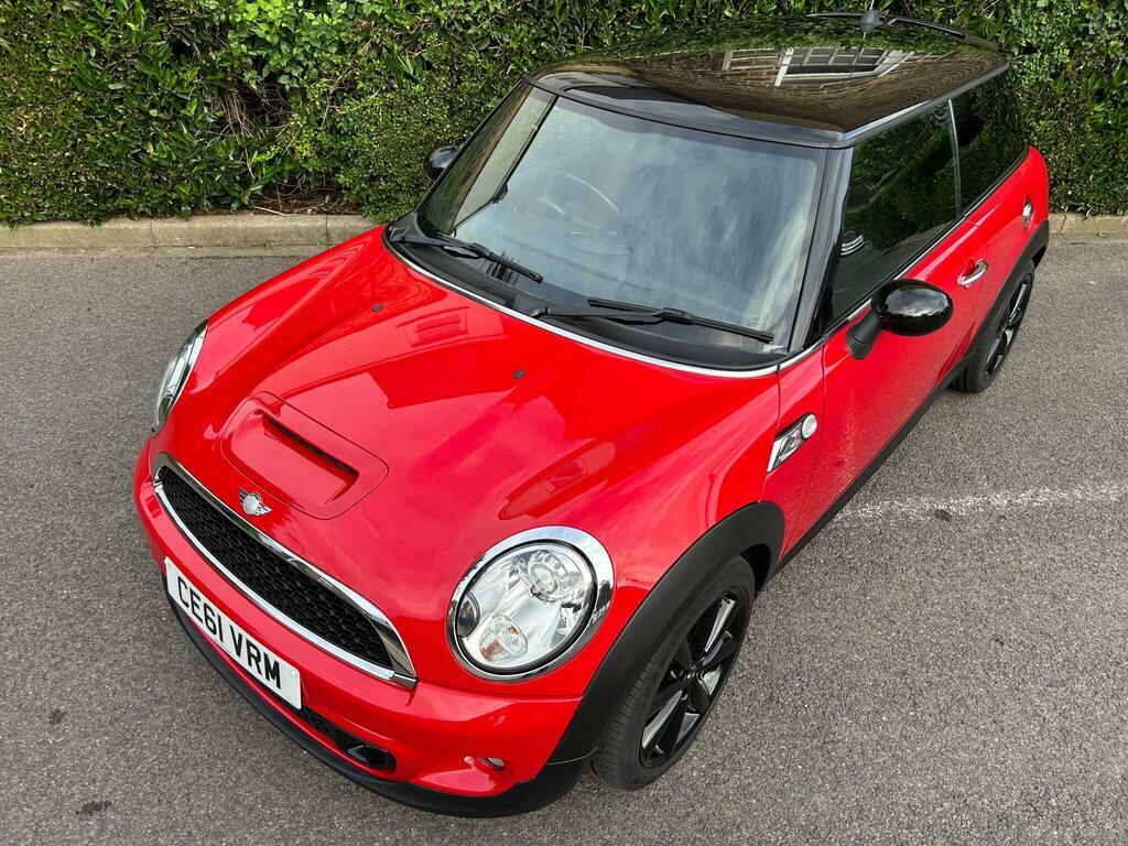 Mini Hatch One Red #59