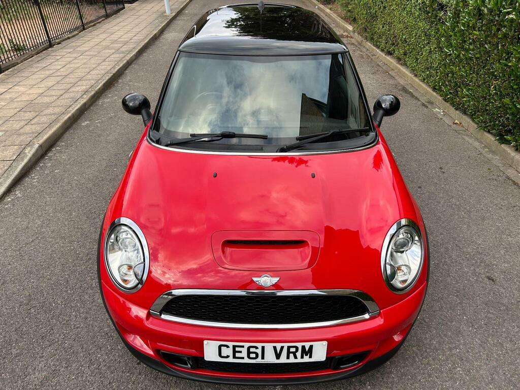 Mini Hatch One Red #64