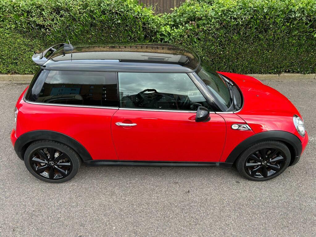 Mini Hatch One Red #51