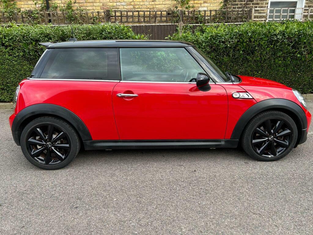 Mini Hatch One Red #5