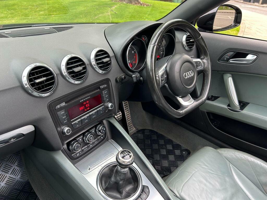 Audi TT  Black #15