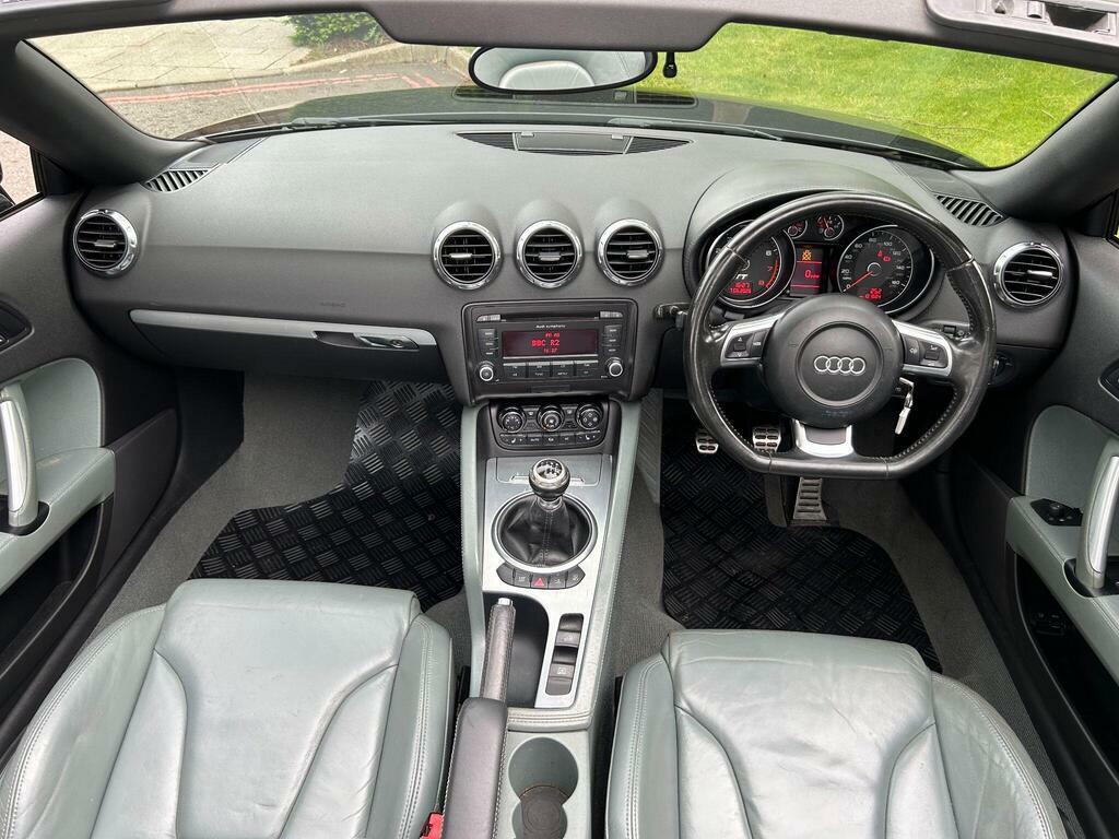 Audi TT  Black #16