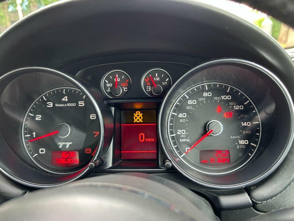 Audi TT  Black #98