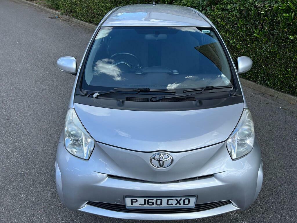 Toyota IQ Hatchback White #55