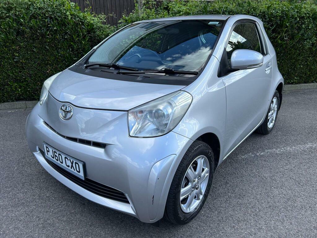 Toyota IQ Hatchback White #7