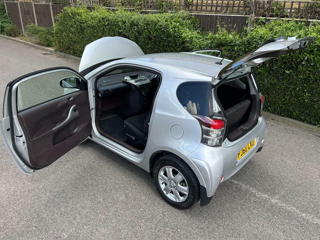 Toyota IQ Hatchback White #69