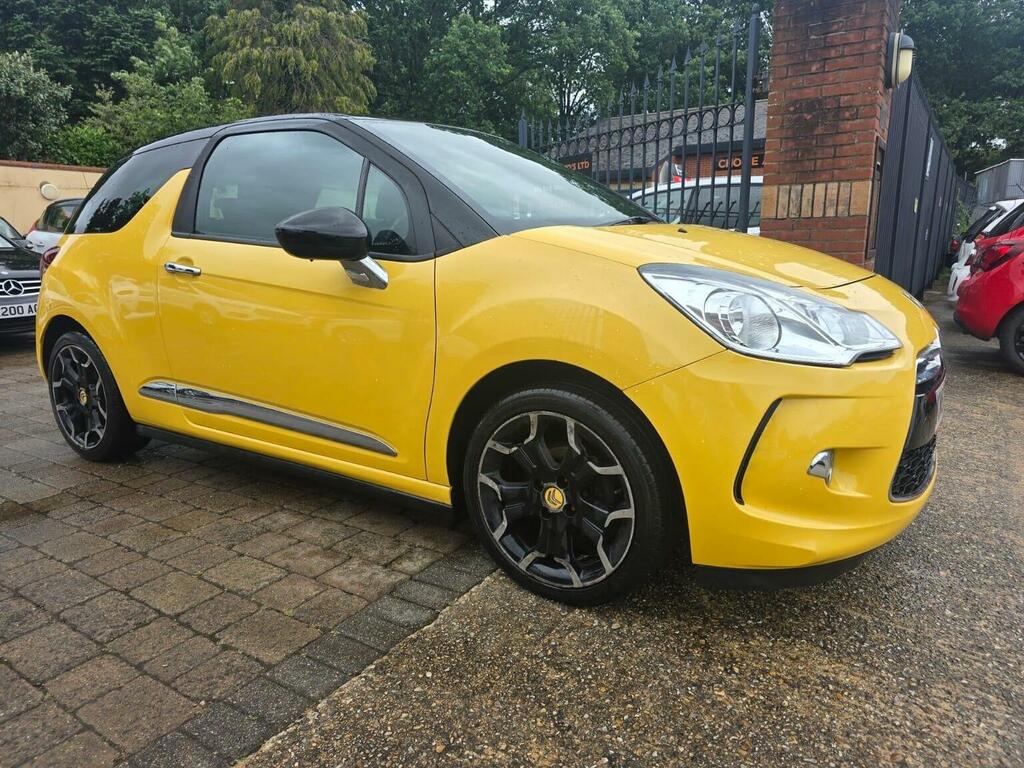 Citroen DS3 1.6 Vti Dstyle Plus Euro 5 Yellow #2
