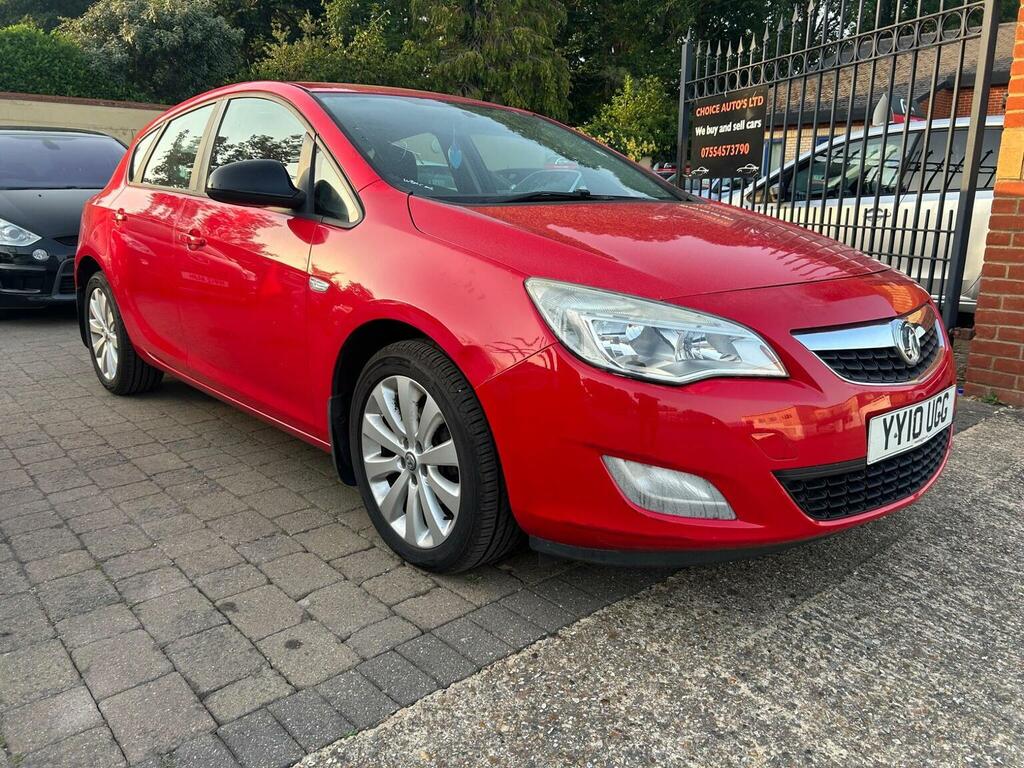 Vauxhall Astra 1.6 16V Exclusiv Euro 5 Red