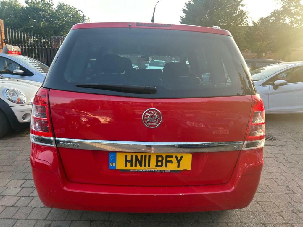 Vauxhall Zafira Elite Blue #12