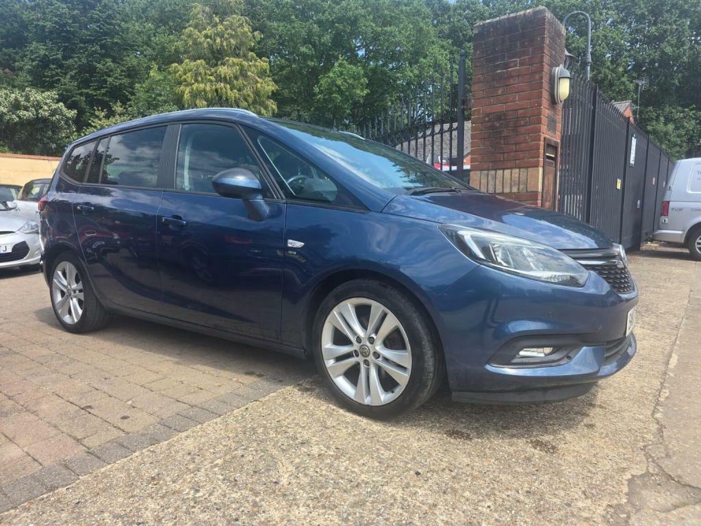 Vauxhall Zafira Tourer Design White #26